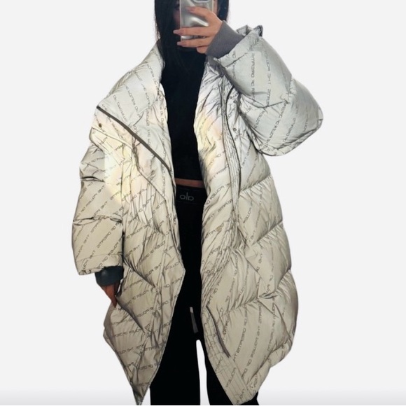 Balenciaga Silver Puffer Authentic - Picture 3 of 11